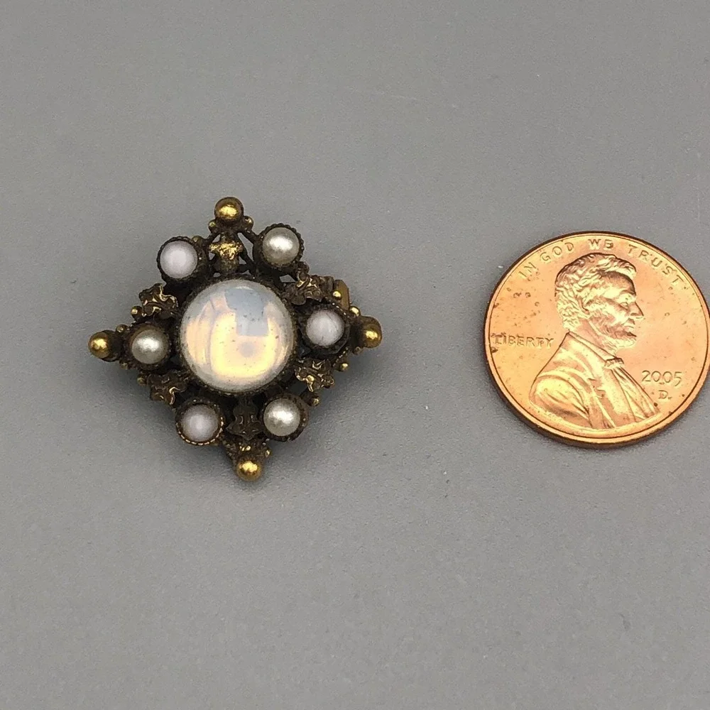 Original by Robert Brooch Faux Pearl Moonstone Sputnic Atomic 1960s